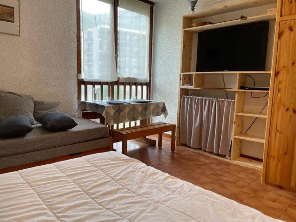 Studio Saint-Chaffrey , 1 pièce, 2 personnes - FR-1-330E-63 Esterno foto